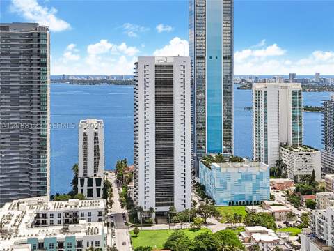 600 NE 27th St 704, Miami FL - photo 18 of 18
