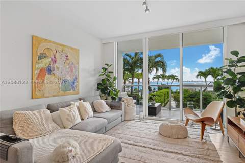 600 NE 27th St 704, Miami FL - photo 6 of 18
