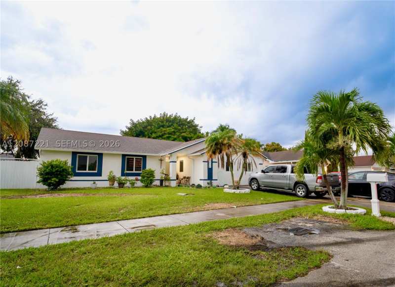 4 bedroom SingleFamilyResidence at 13814 SW 281 St SW, Hartford Place, Homestead — photo 1