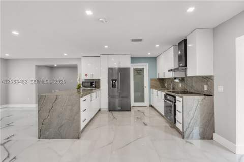 18731 SW 87th Ave, Cutler Bay FL - photo 10 of 39