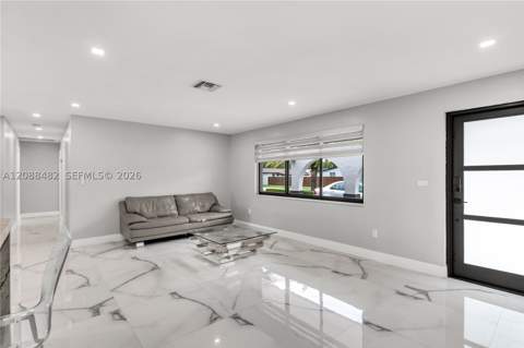 18731 SW 87th Ave, Cutler Bay FL - photo 6 of 39
