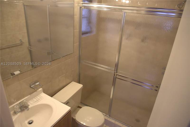 4 bedroom SingleFamilyResidence at 1771 SW 21st St, Shenandoah Manor Sec B, Miami — photo 5