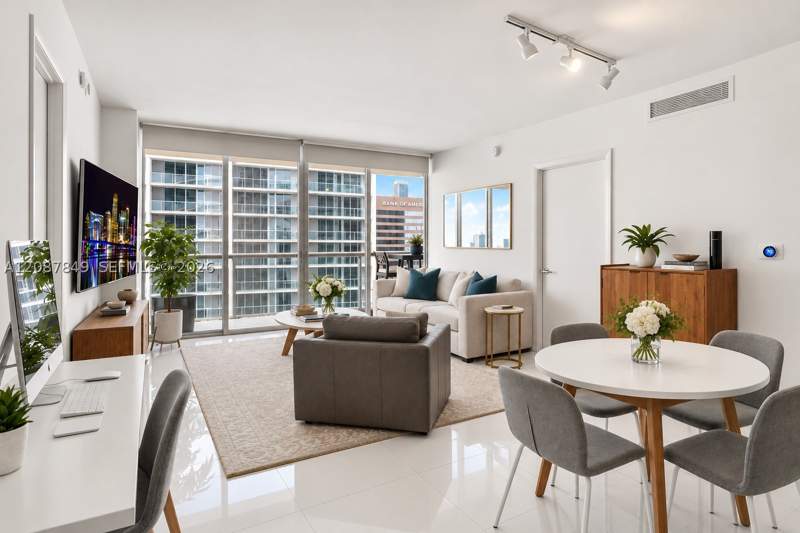 2 bedroom Condominium at 475 Brickell Ave 3609, Iconbrickell Condo No 1, Miami — photo 5