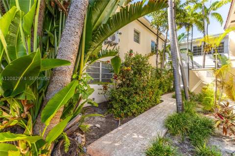 1610 Michigan Ave 5, Miami Beach FL - photo 17 of 25