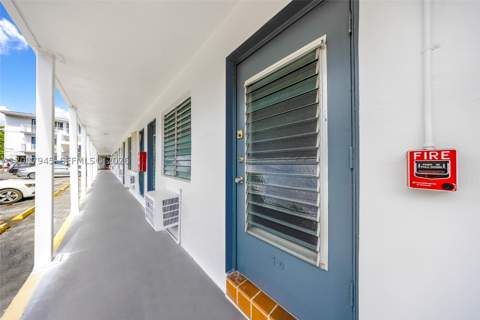 15610 NE 6th Ave 7D, Miami FL - photo 21 of 45