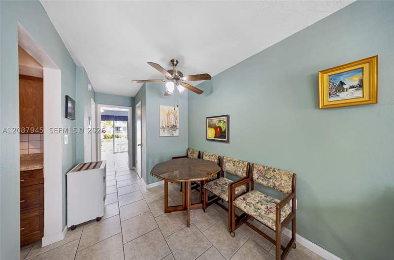 1 bedroom StockCooperative at 15610 NE 6th Ave 7D, Golden Towers No 2 Inc -, Miami — photo 5