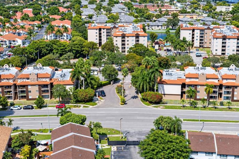 2 bedroom Condominium at 15221 SW 80th St 310, Kendall Lake Towers Condo, Miami — photo 2