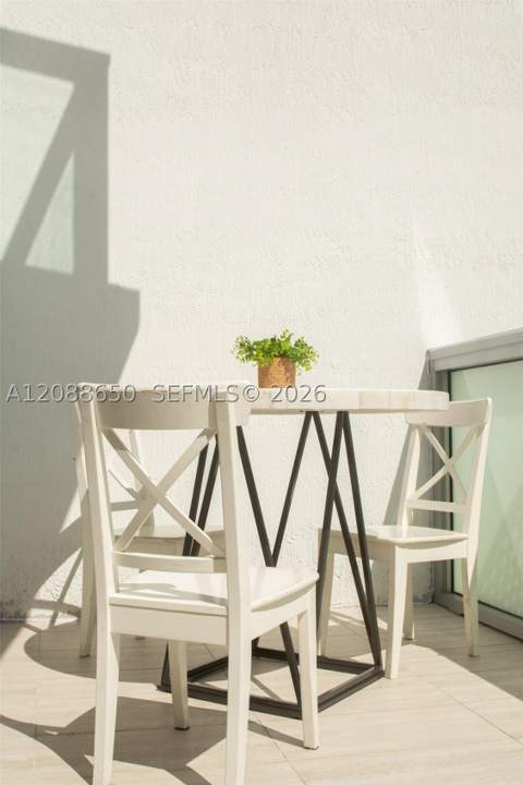 3900 Biscayne Blvd N-723, Miami FL - photo 6 of 19