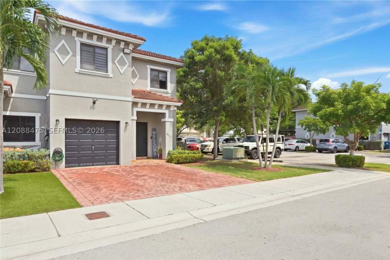 3 bedroom Townhouse at 16335 SW 44th Ter, Oakland Subdivision, Miami — photo 2
