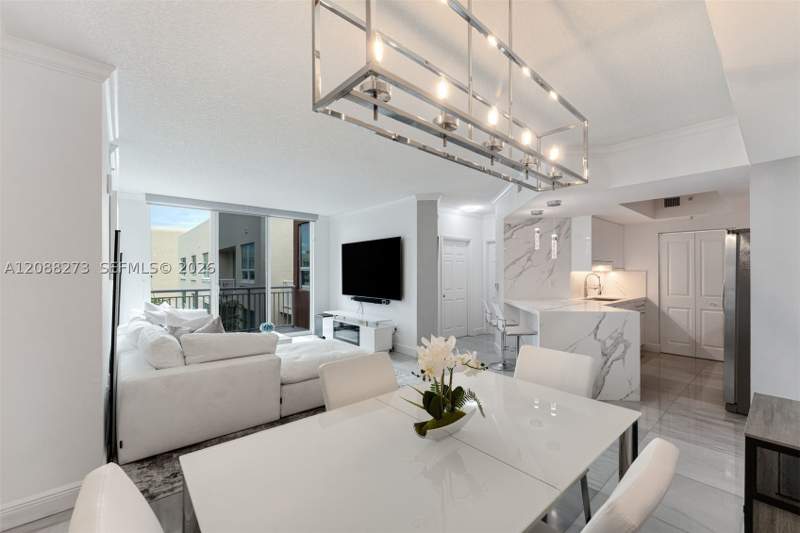 2 bedroom Condominium at 2000 N Bayshore Dr 619, Cite Condo, Miami — photo 2