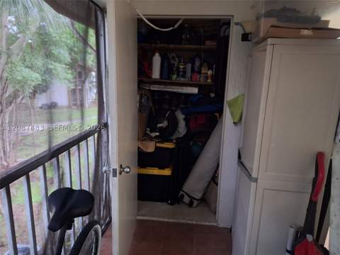 13967 SW 91st Ter 13967, Miami FL - photo 10 of 16