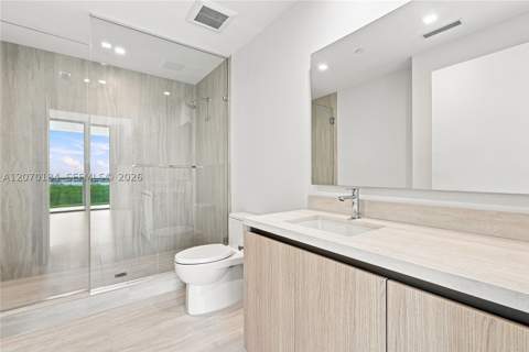 2411 Laguna Cir 1402, Miami FL - photo 20 of 52