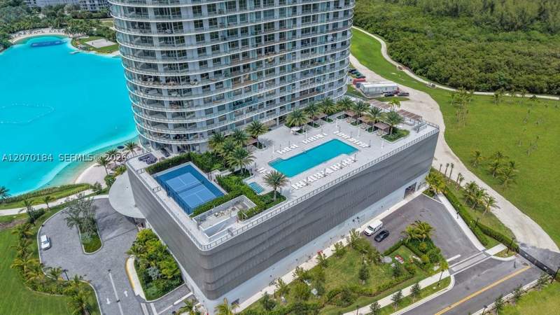 2 bedroom Condominium at 2411 Laguna Cir 1402, One Park Tower, Miami — photo 4