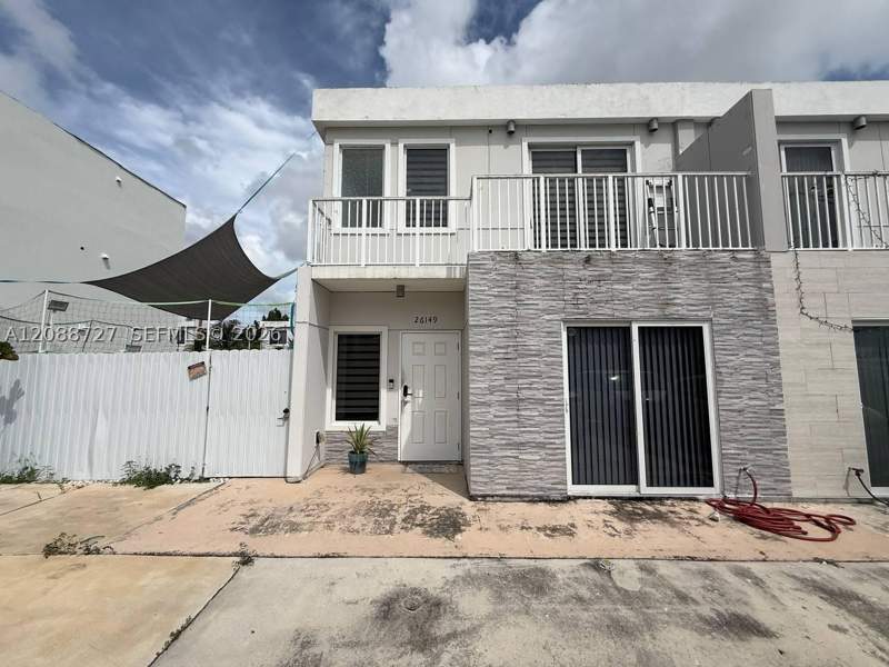 4 bedroom SingleFamilyResidence at 26149 SW 137th Ave, Vitran At Naranja Estates, Homestead — photo 2