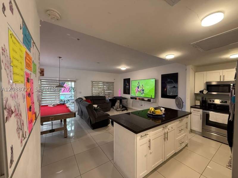 4 bedroom SingleFamilyResidence at 26149 SW 137th Ave, Vitran At Naranja Estates, Homestead — photo 3