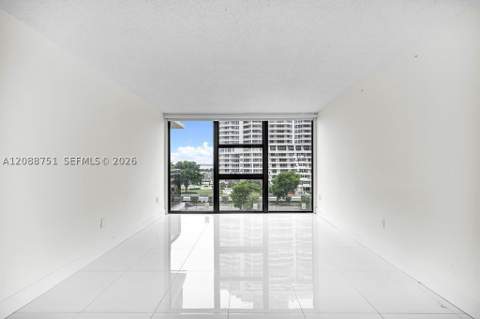 600 NE 36th St 508, Miami FL - photo 22 of 59