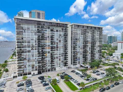 600 NE 36th St 508, Miami FL - photo 7 of 59