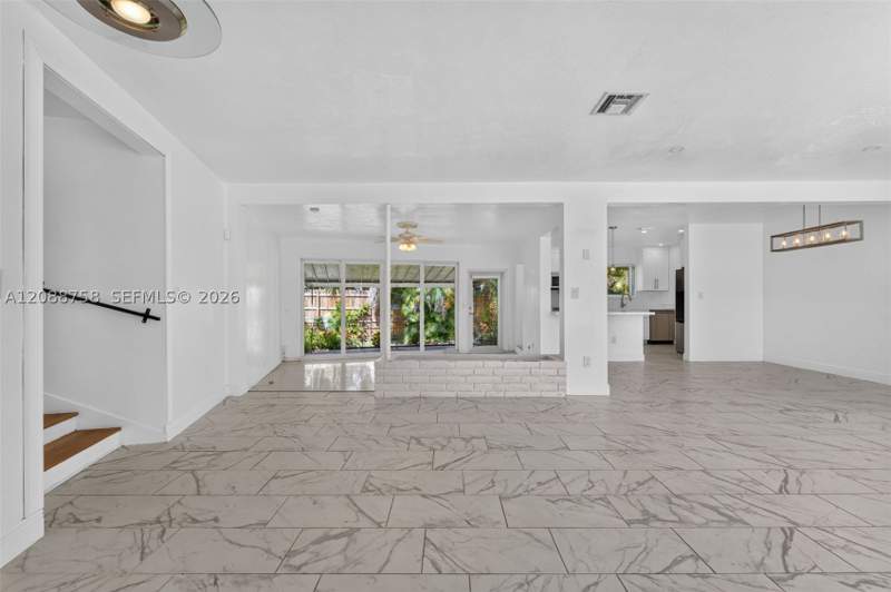 3 bedroom SingleFamilyResidence at 12140 NE Miami Ct, Breezeswept Estates, North Miami — photo 5