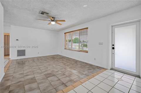 19920 SW 118th Pl, Miami FL - photo 8 of 60