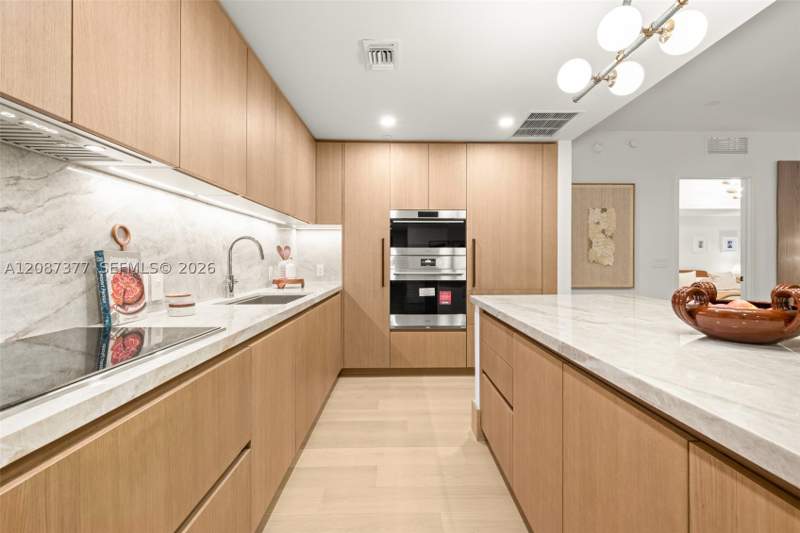 2 bedroom Condominium at 1176 97th St 201, The Well Bay Harbor, Bay Harbor Islands — photo 3