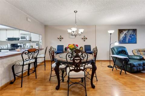 305 W 68th St 419, Hialeah FL - photo 14 of 47