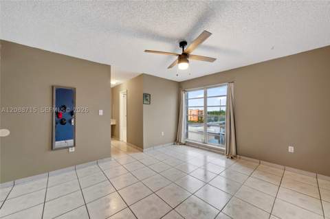 305 W 68th St 419, Hialeah FL - photo 23 of 47