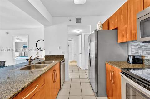 1200 Brickell Bay Dr 2119, Miami FL - photo 14 of 69