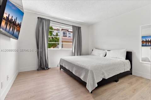4310 NW 79th Ave 2B, Doral FL - photo 12 of 17