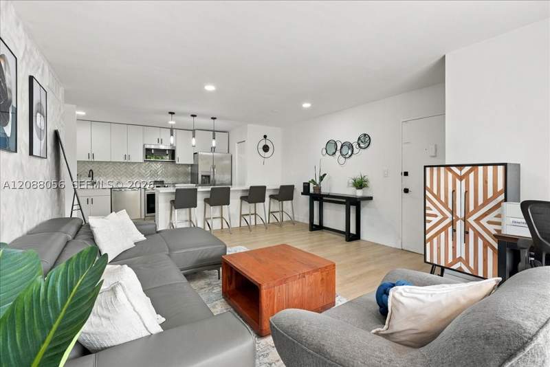 2 bedroom Condominium at 4310 NW 79th Ave 2B, Doral Gardens Condo, Doral — photo 5