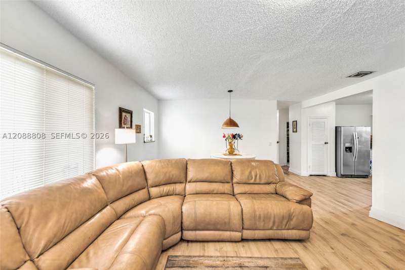 3 bedroom SingleFamilyResidence at 110 NE 9th Ct, Tatum Ridgedale Addn, Homestead — photo 3