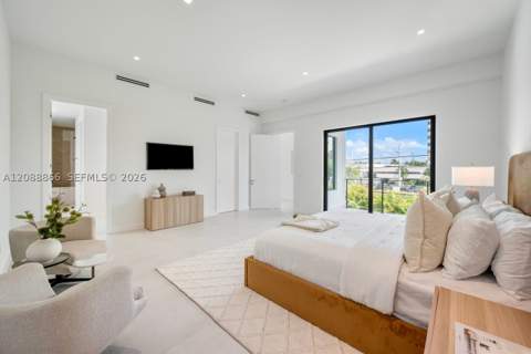 300 NE 48th St, Miami FL - photo 18 of 32