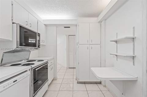 3301 N Country Club Dr 208, Aventura FL - photo 22 of 42