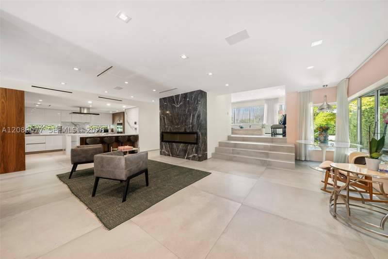 5 bedroom SingleFamilyResidence at 110 Venetian Way (Rivo Alto), Rivo Alto Amd, Miami Beach — photo 4