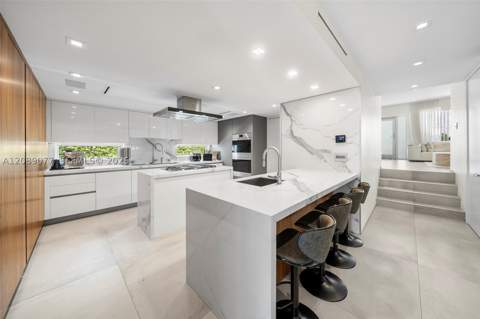110 Venetian Way (Rivo Alto), Miami Beach FL - photo 6 of 42