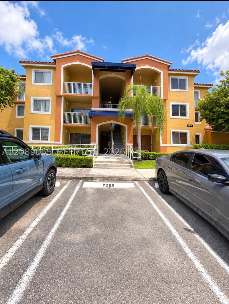 1 bedroom Condominium at 20930 SW 87th Ave 207, Breeze Of Galloway Condo, Cutler Bay — photo 1