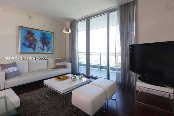2 bedroom Condominium at 90 SW 3rd St 3807, Ivy Condo, Miami — photo 2
