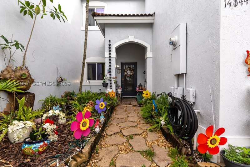 3 bedroom Townhouse at 14844 SW 9th Ln, Emerald Lakes, Miami — photo 1