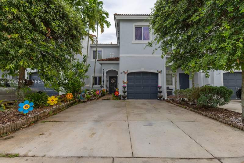 3 bedroom Townhouse at 14844 SW 9th Ln, Emerald Lakes, Miami — photo 2