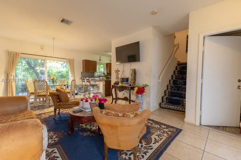 3 bedroom Townhouse at 14844 SW 9th Ln, Emerald Lakes, Miami — photo 5