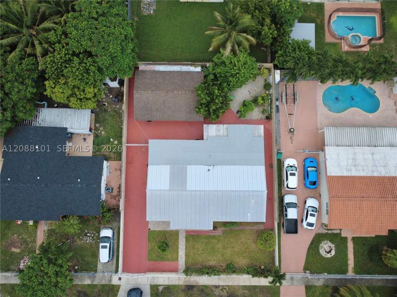 4 bedroom SingleFamilyResidence at 11601 SW 183rd St, South Miami Heights Addn, Miami — photo 4