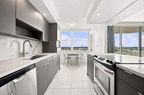 18021 Biscayne Boulevard 901, Aventura FL - photo 10 of 43
