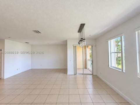 10242 NW 7th St 203, Miami FL - photo 8 of 19