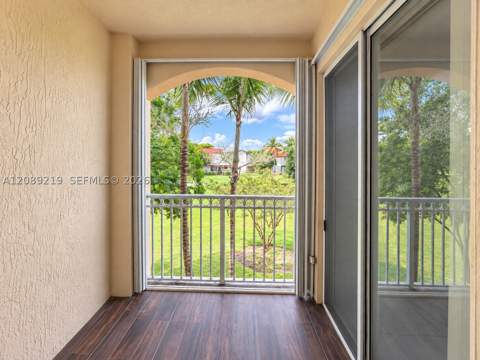 10242 NW 7th St 203, Miami FL - photo 9 of 19