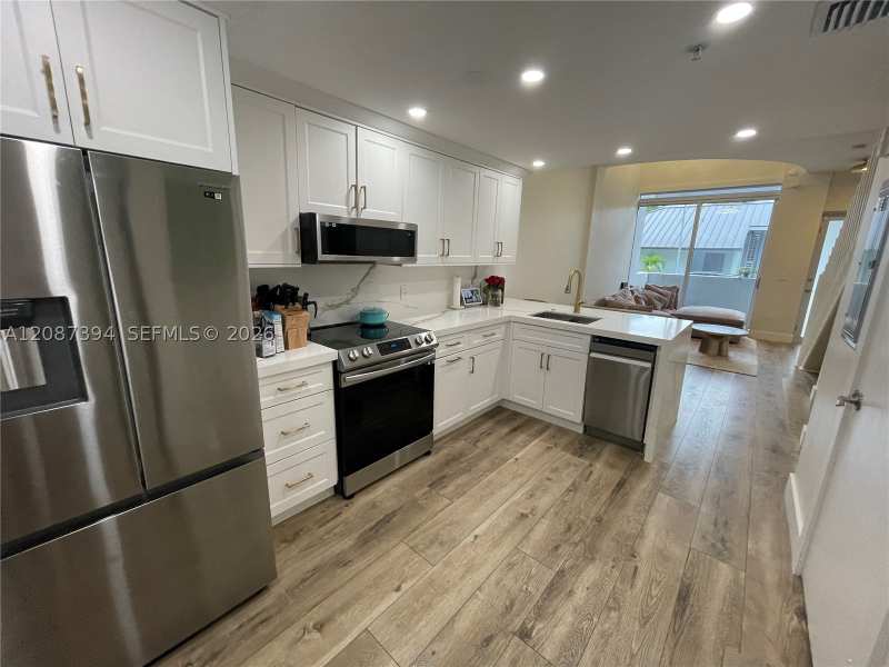 1 bedroom Condominium at 3339 Virginia St 141, Lofts At Mayfair Condo, Miami — photo 1