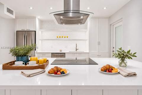 260 Sunrise Dr D, Key Biscayne FL - photo 9 of 32