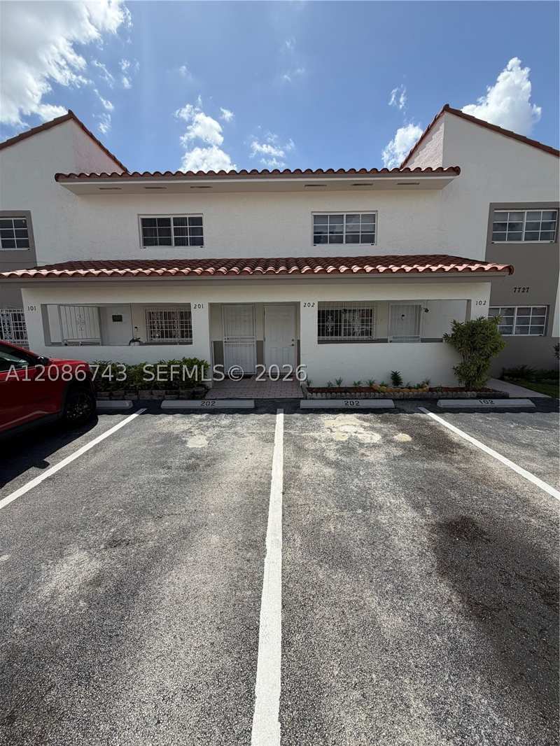 2 bedroom Condominium at 7727 W 29th Ln 202-39, El Prado Xiii Condo, Hialeah — photo 1