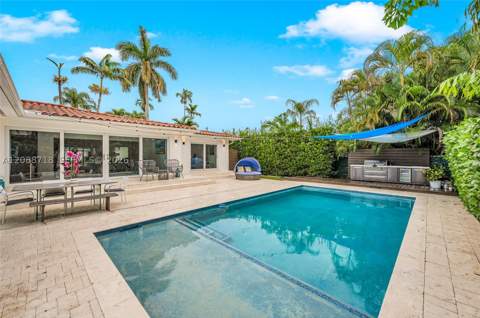 1080 NE 104th St, Miami Shores FL - photo 11 of 57