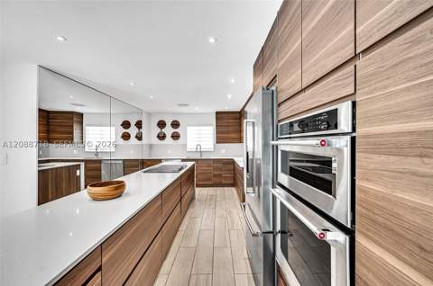 1080 NE 104th St, Miami Shores FL - photo 18 of 57