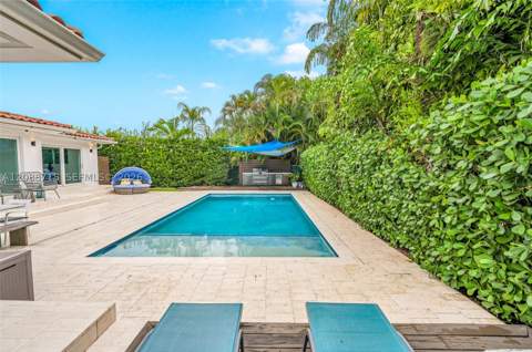 1080 NE 104th St, Miami Shores FL - photo 6 of 57