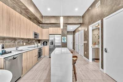 3900 Biscayne Blvd S-616, Miami FL - photo 8 of 38